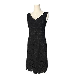 ANN TAYLOR NWT Giupure Lace double V scalloped mini in Black Size 0